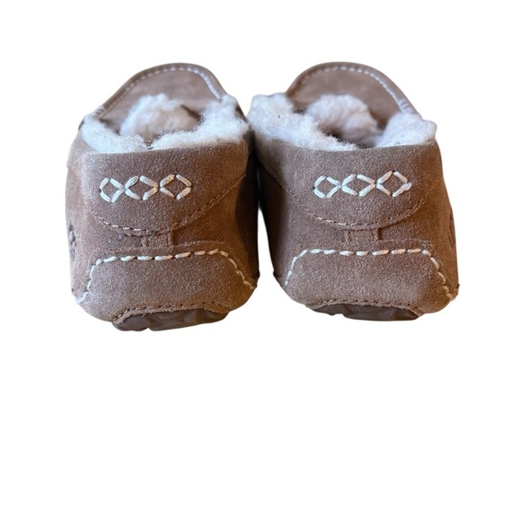 UGG Woman’s  Tan Moccasin Slippers - Picture 6 of 7